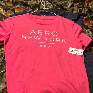 Aero tee shirt brand new pink size small
